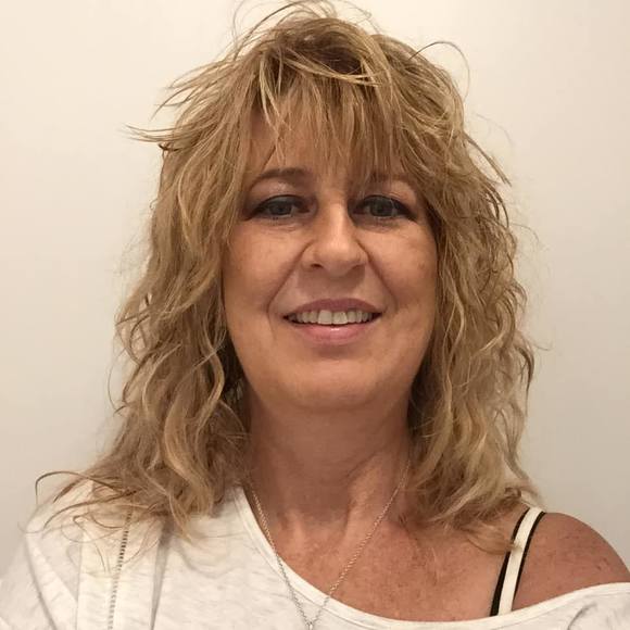 Meet your Posher, Lori - Picture 1 of 1